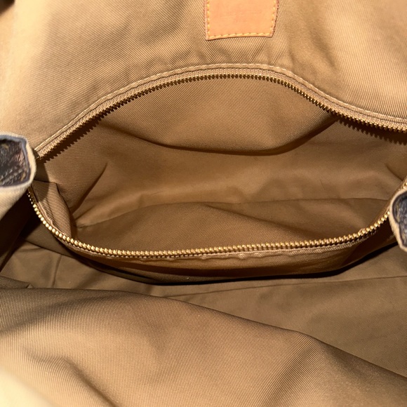 Louis Vuitton Monogram Graceful MM - Picture 8 of 16